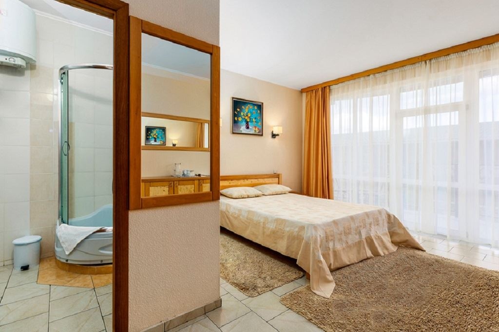 rooms-standard-triple