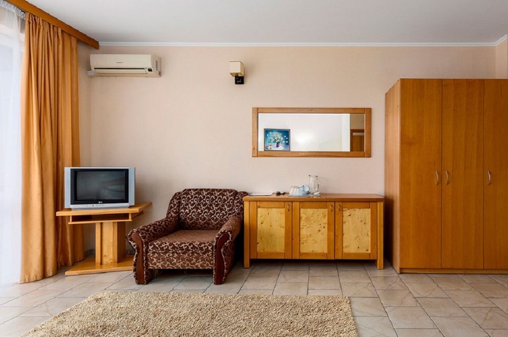 rooms-standard-triple