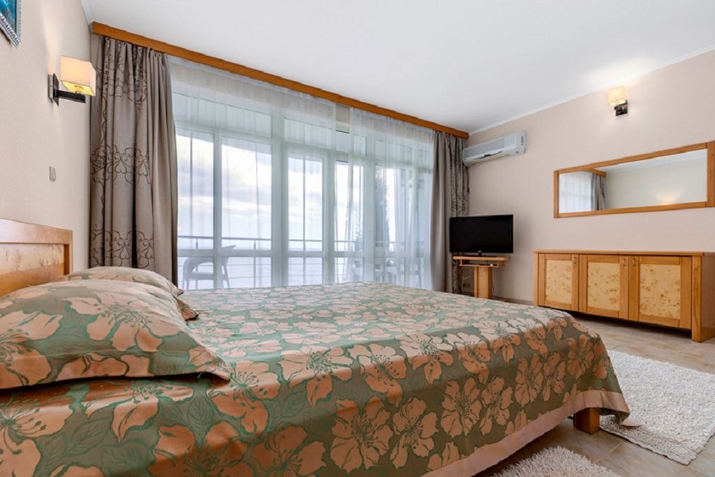 rooms-studia-morskoi