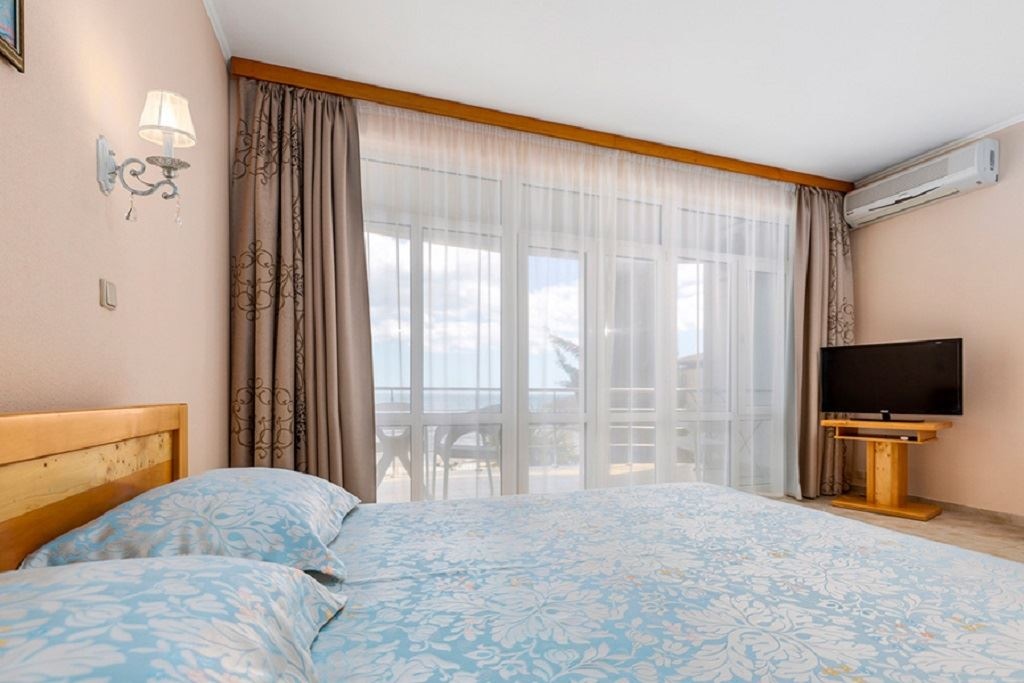 rooms-luxe-morskoi-2-room