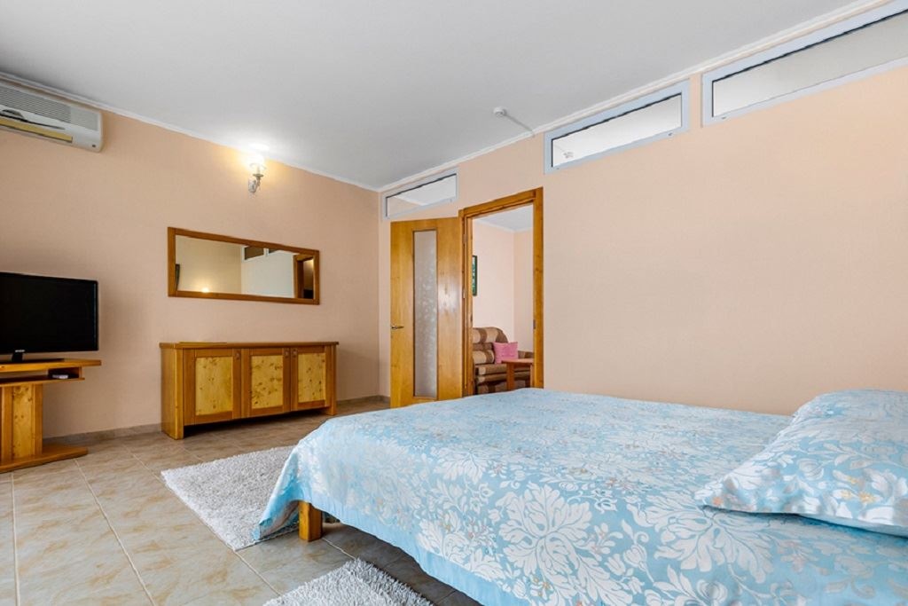 rooms-luxe-morskoi-2-room