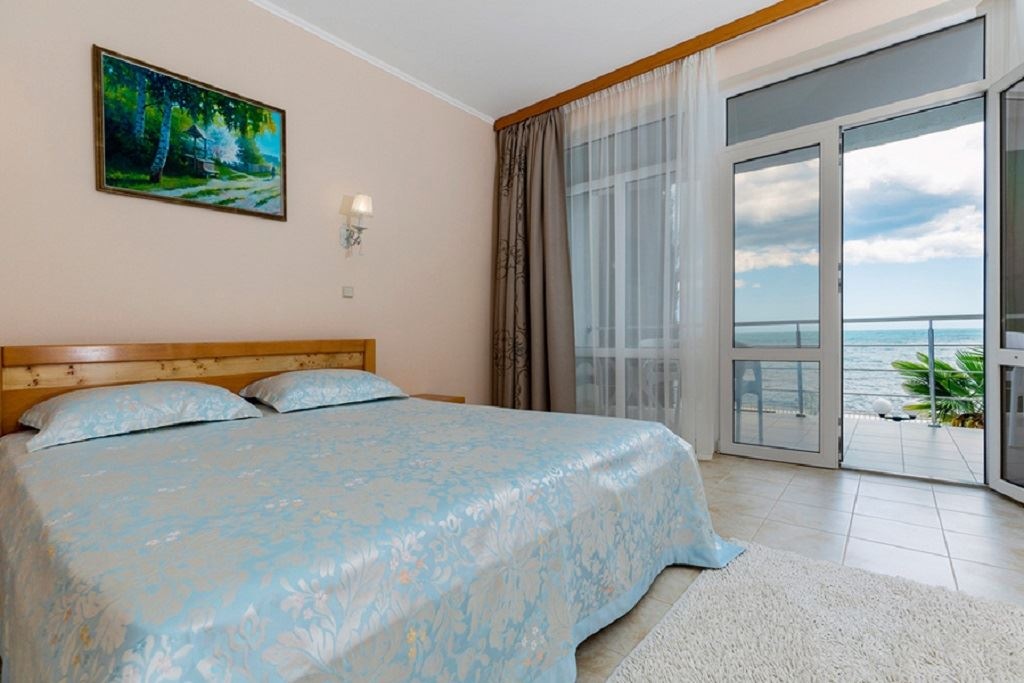 rooms-luxe-morskoi-2-room