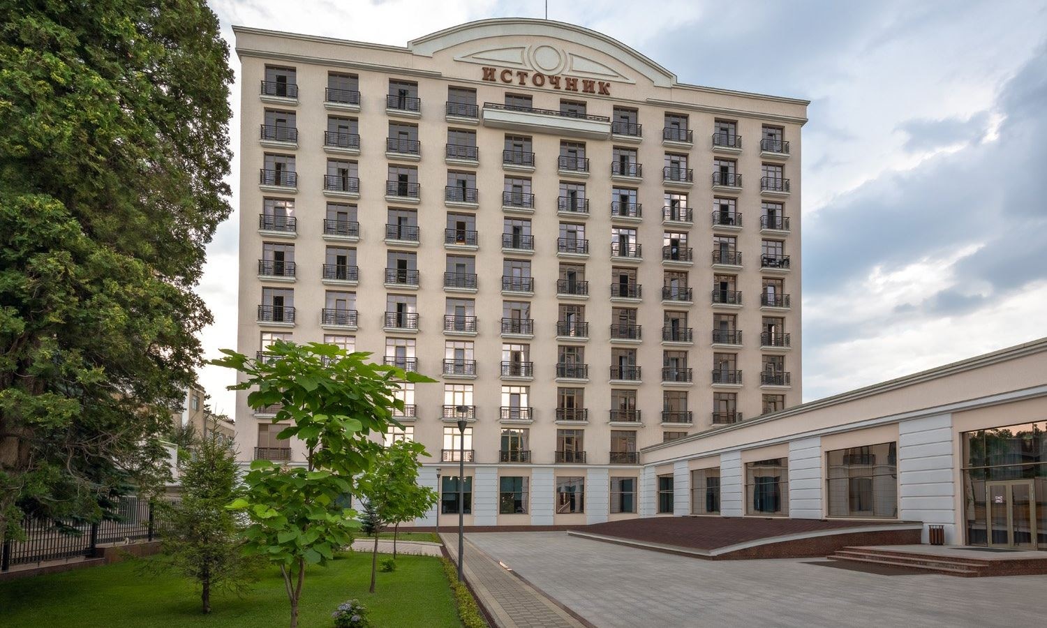 general-main-building