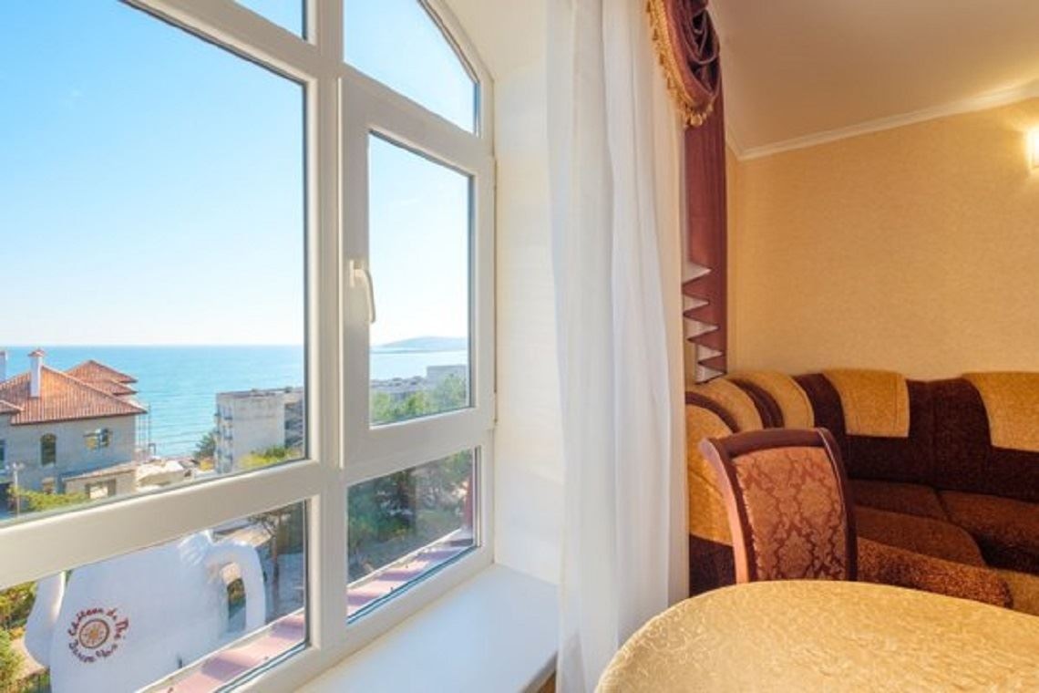 rooms-standard-suite-seaview