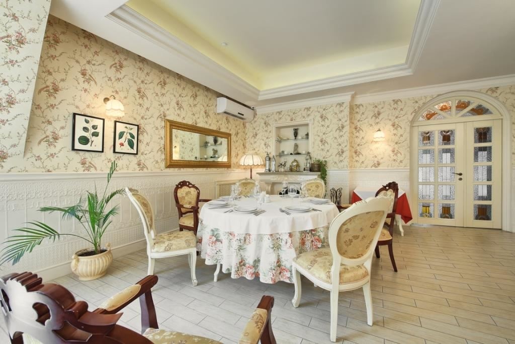 restaurants-restoran-oranzhereya