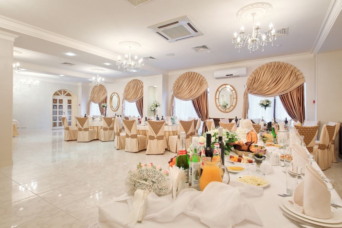 restaurants-banketnyi-zal