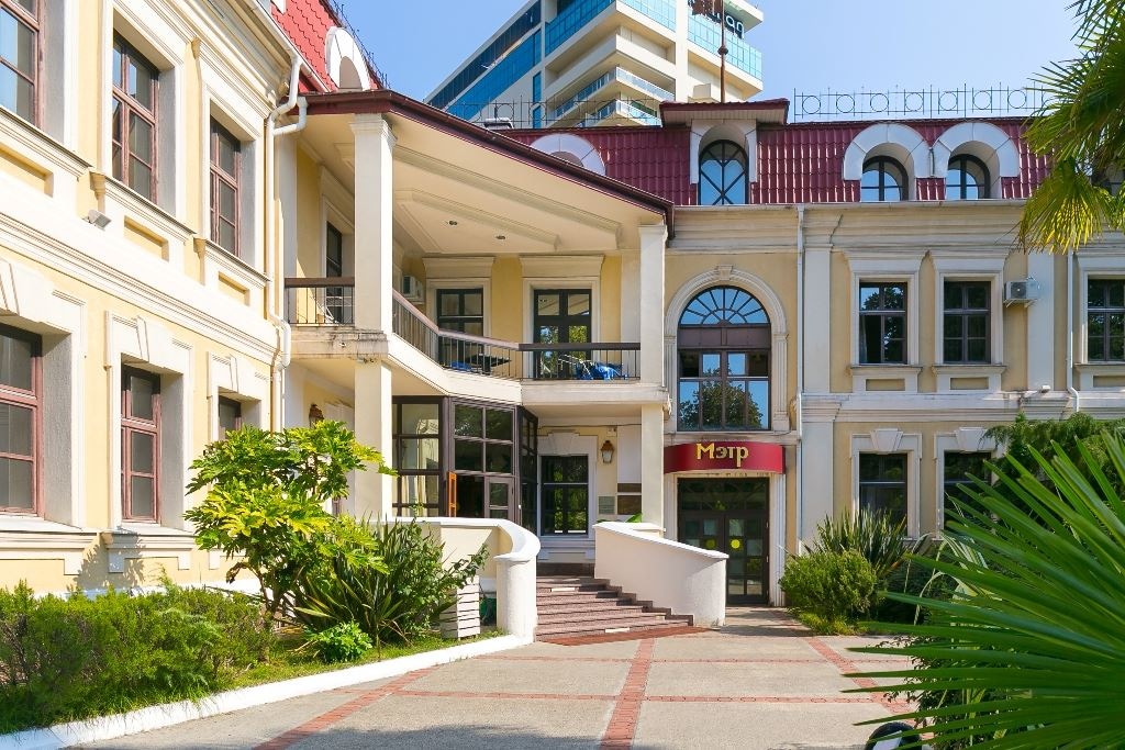 general-main-building