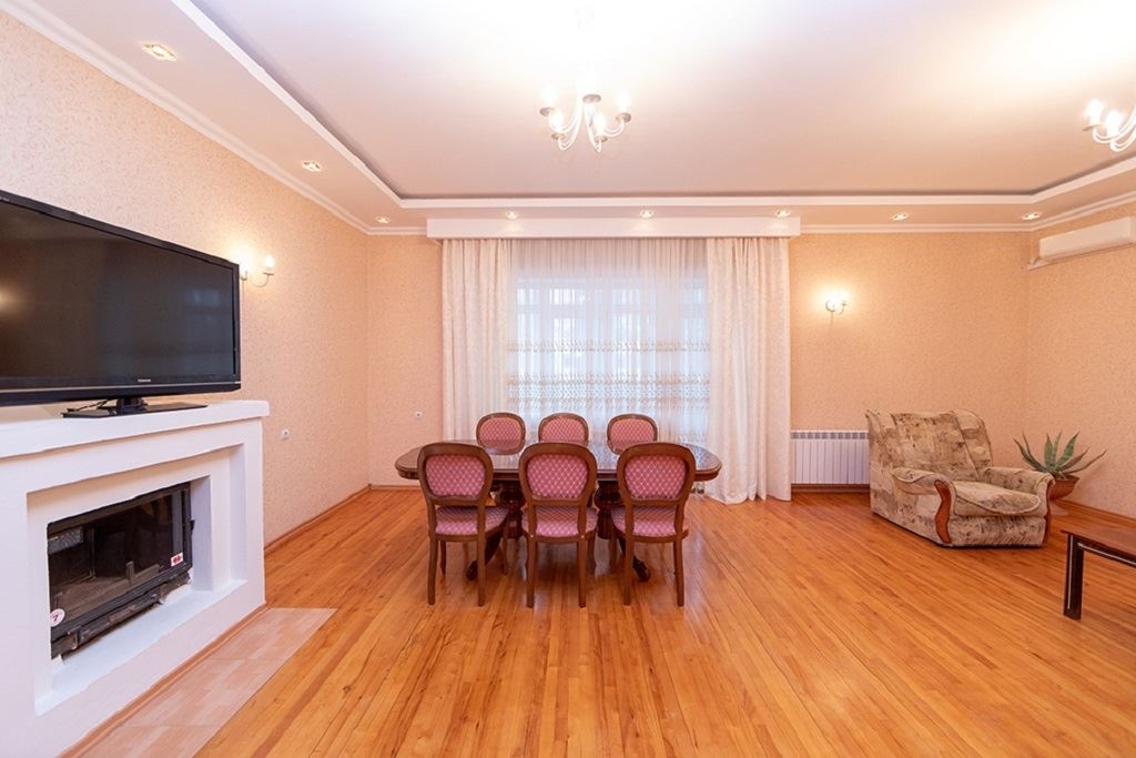 rooms-apartments-with-kitchen