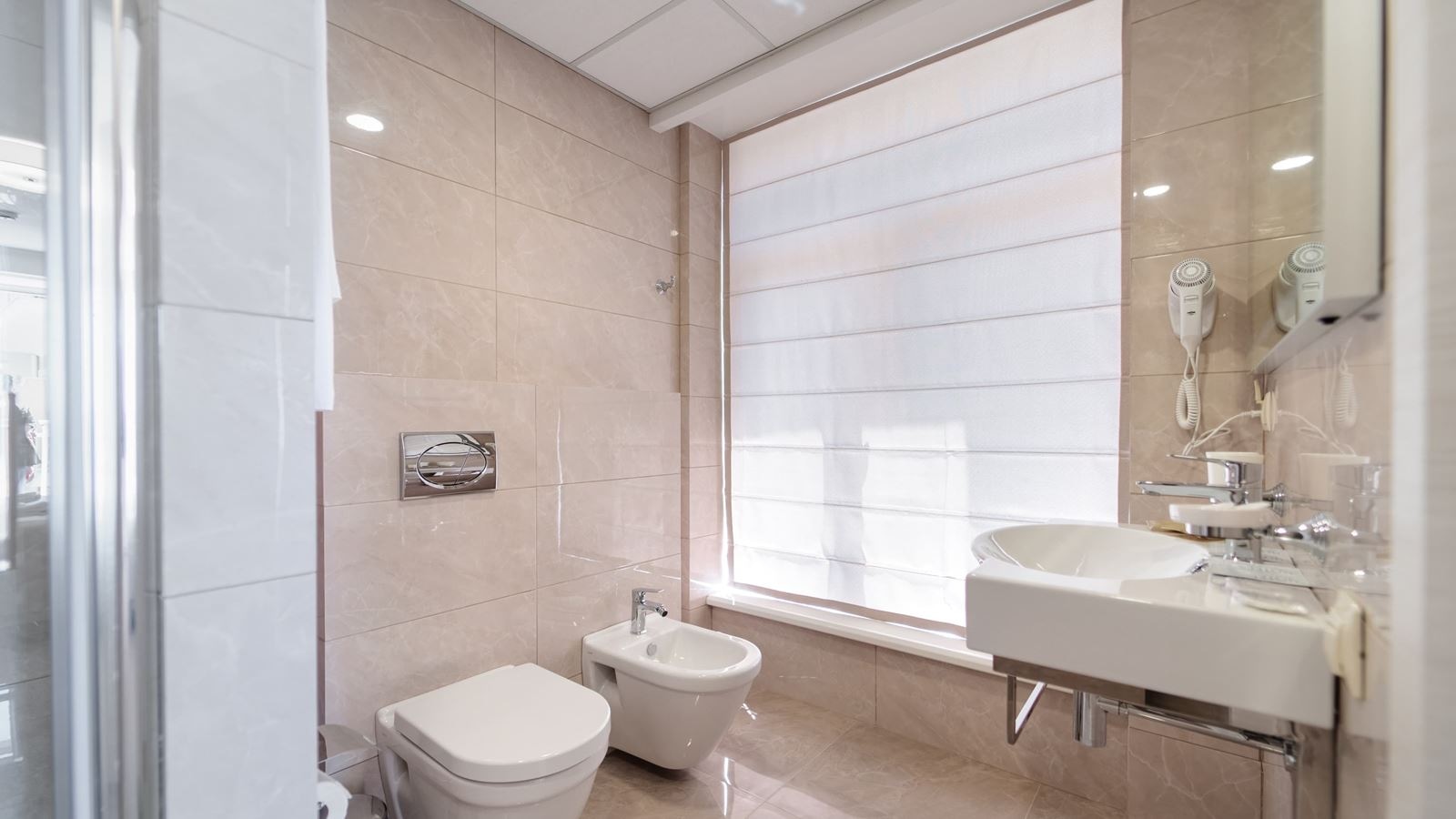 rooms-room-premium-double