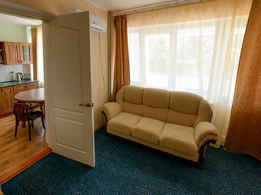 rooms-standart-3-rooms