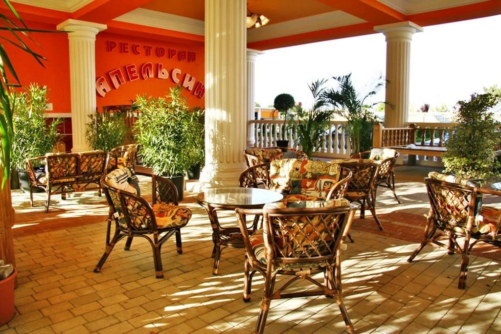 restaurants-restoran-apelsin