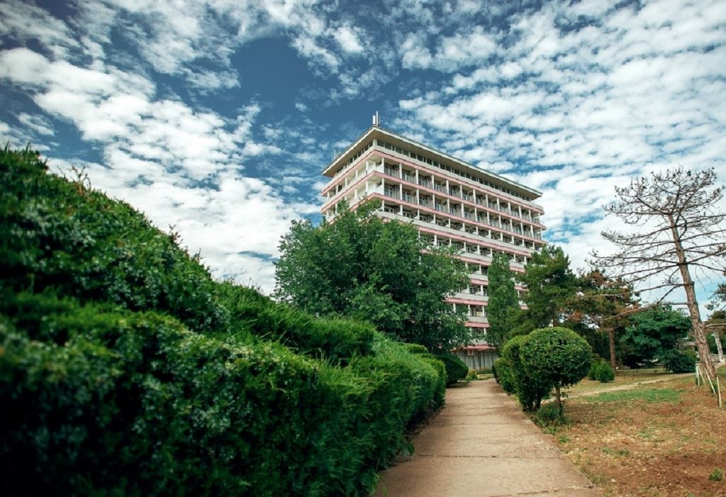 general-main-building