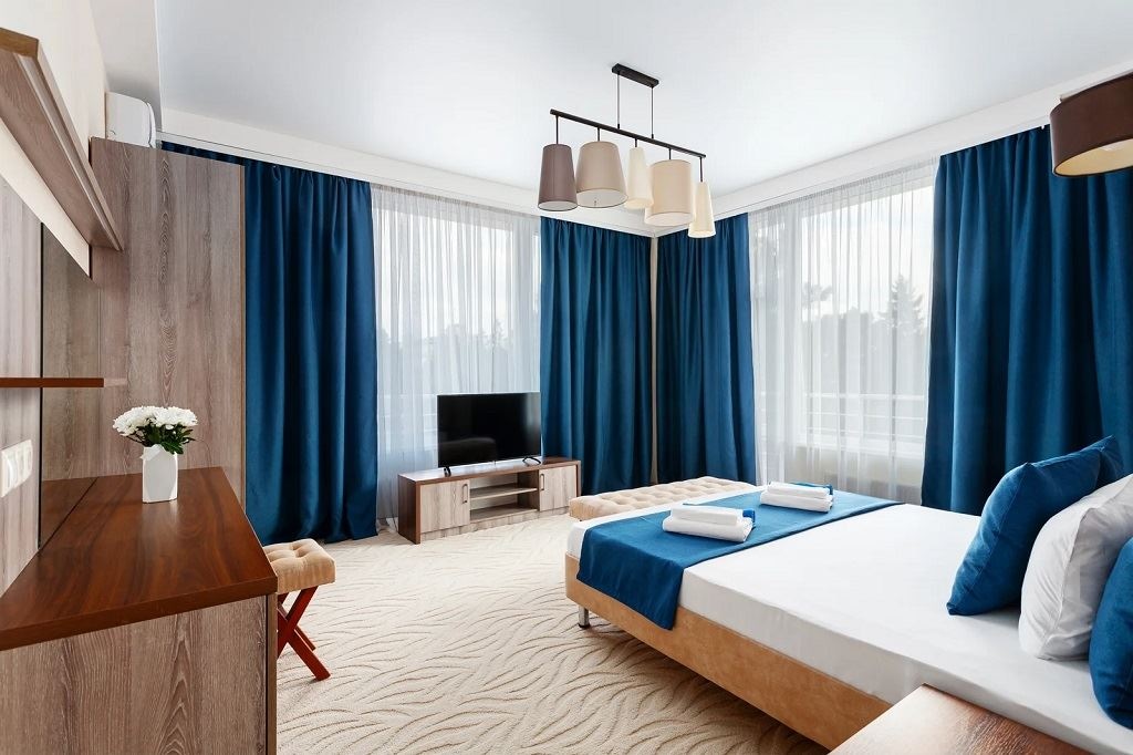 rooms-люкс-с-балконом