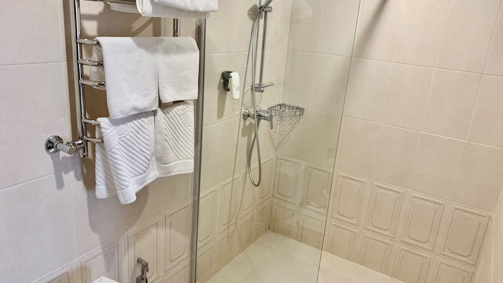 rooms-люкс-вид-на-detox-зал