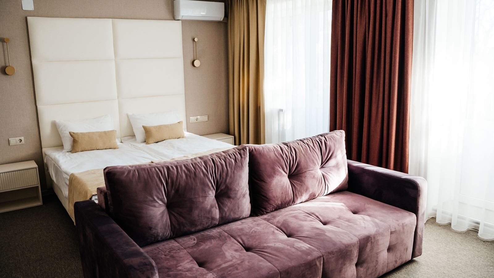 rooms-делюкс-вид-на-detox-зал