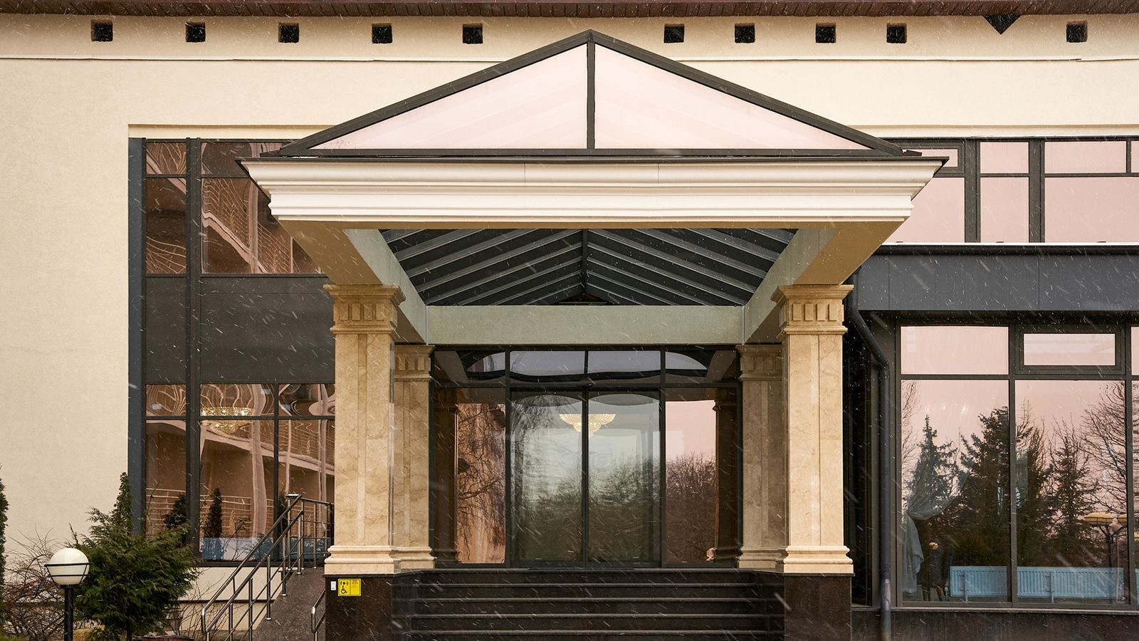 general-main-building