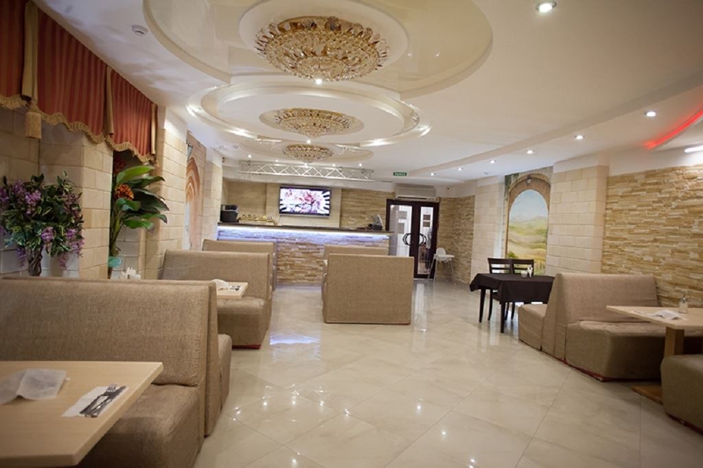 restaurants-restaurant