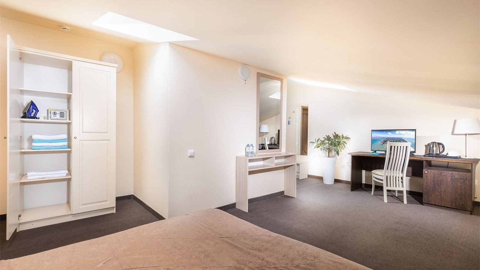 rooms-standard-room-without-balconyterrace