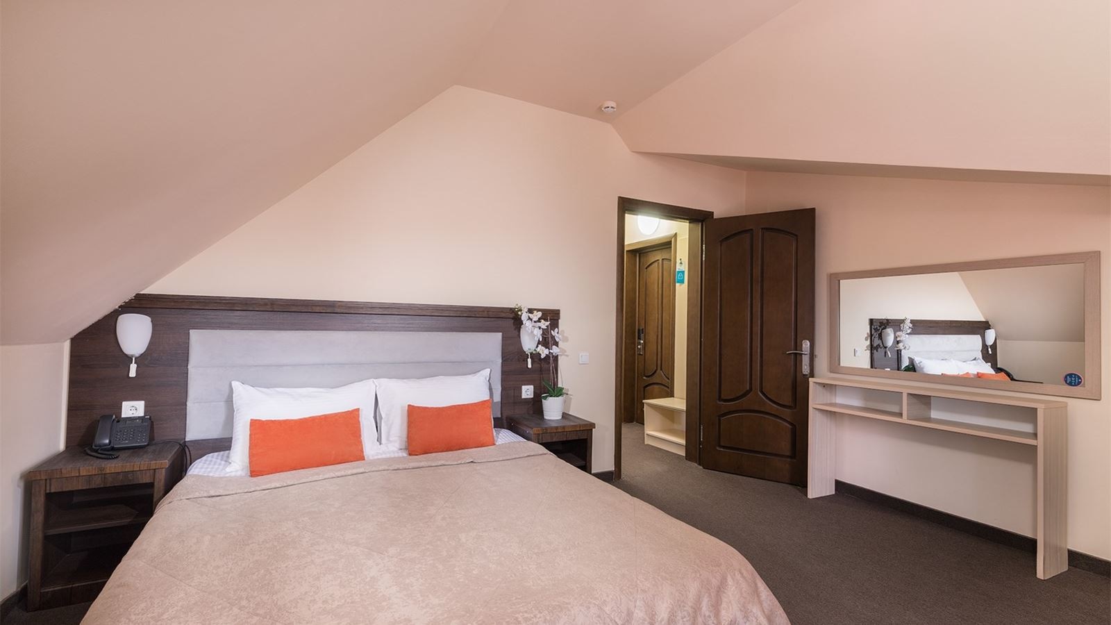 rooms-superior-mansard