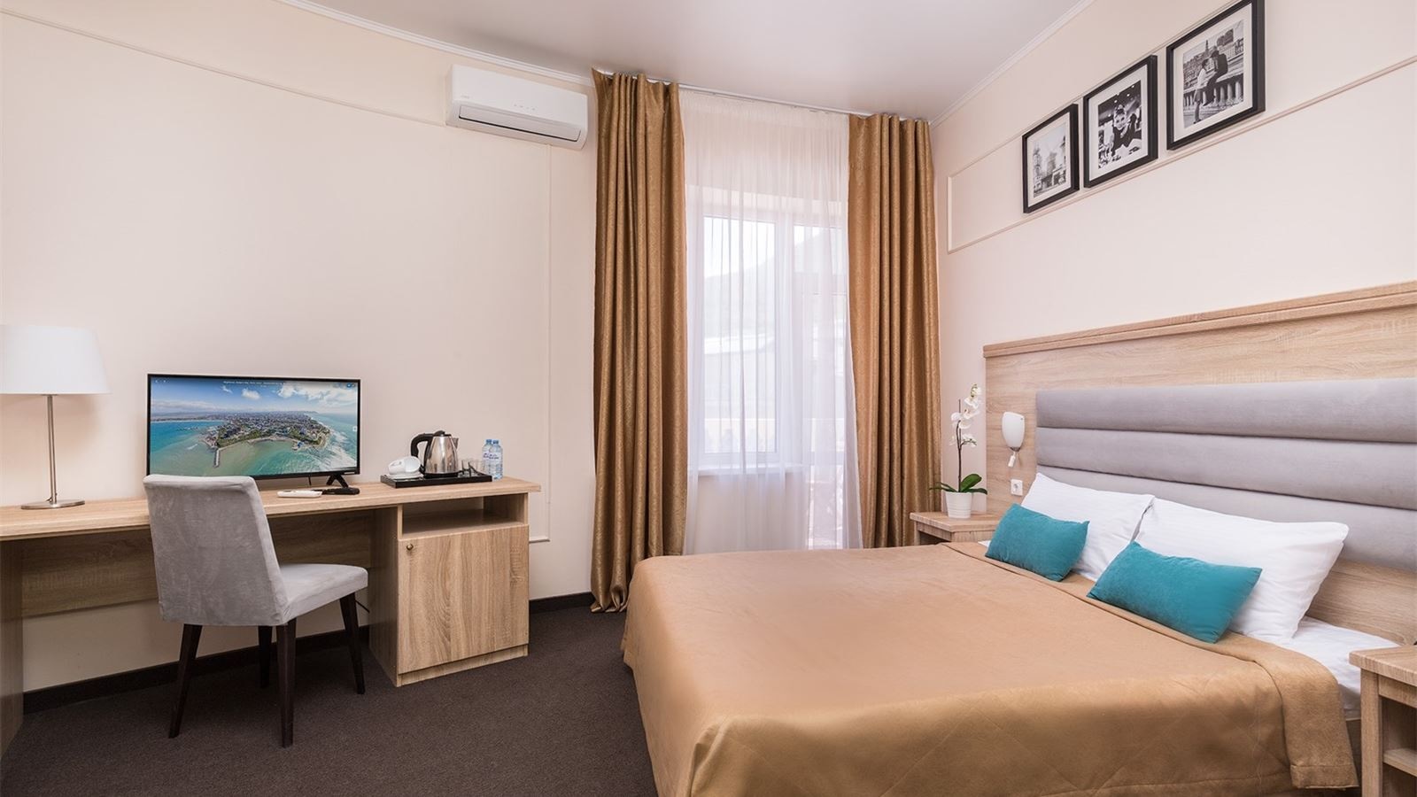 rooms-superior-with-balcon