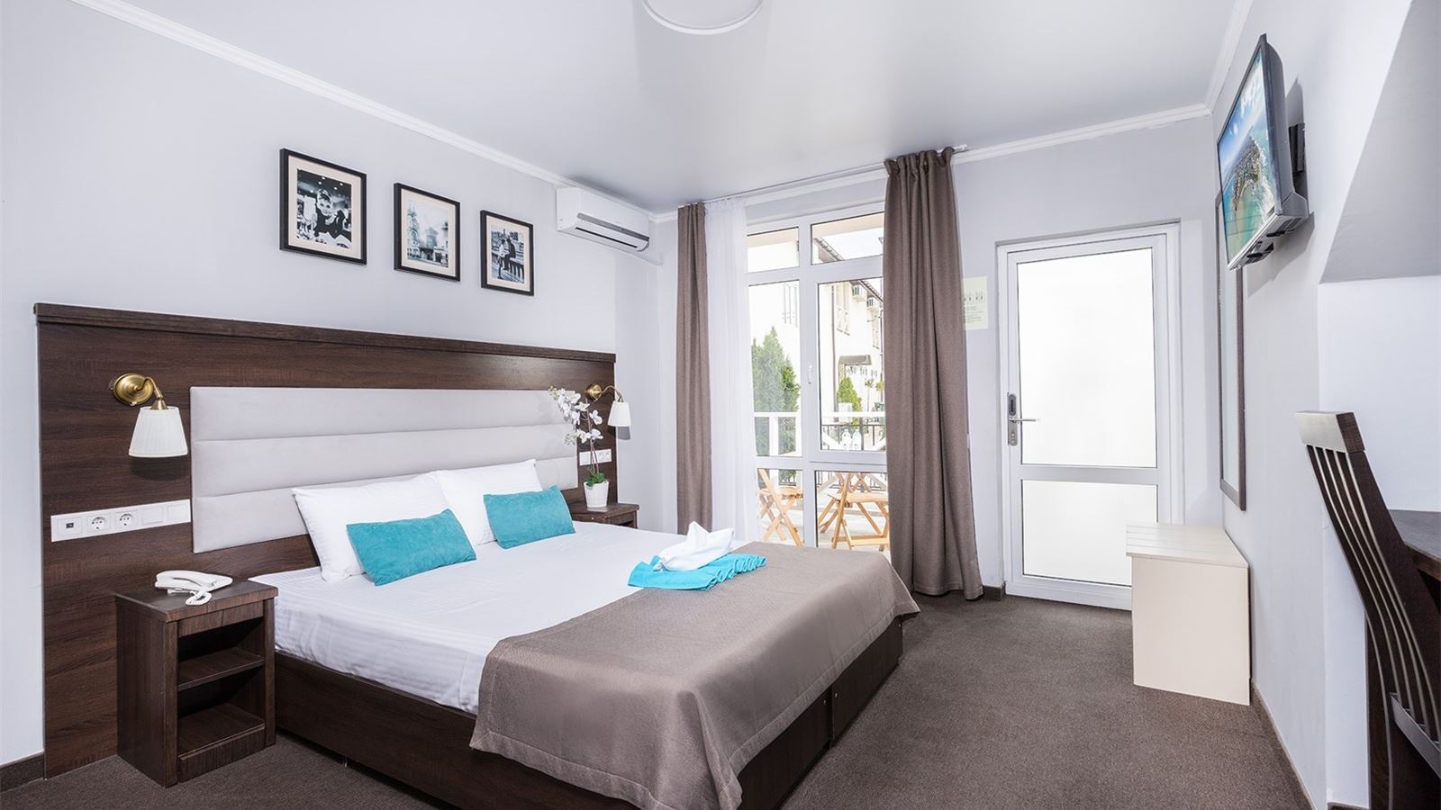 rooms-superior-with-private-terrace