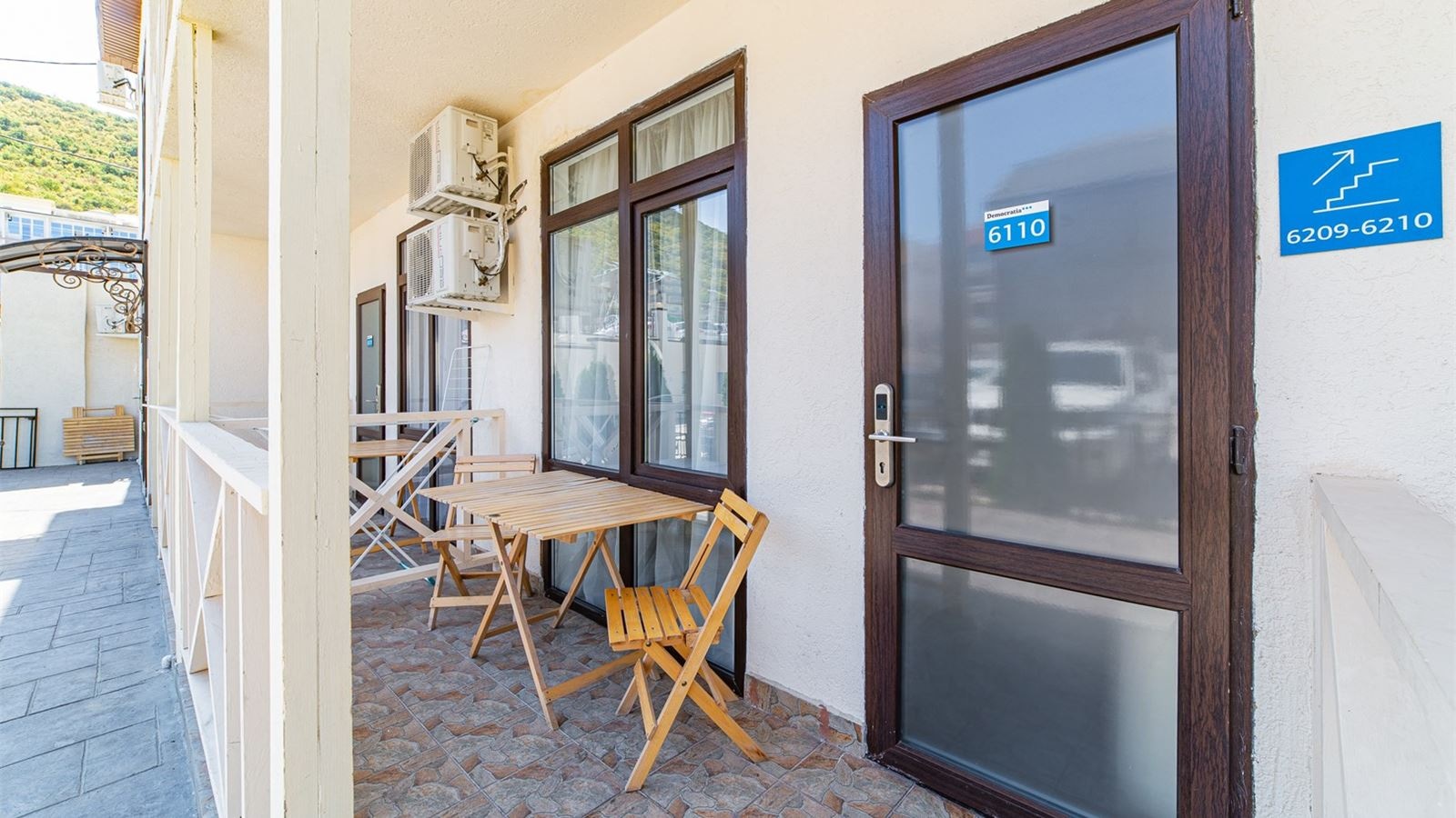 rooms-superior-with-private-terrace