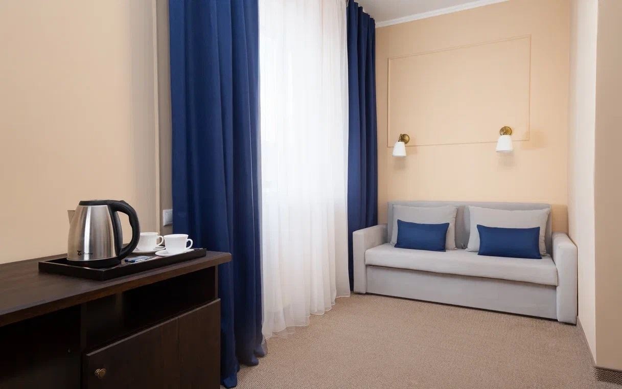 rooms-superior+-with-balcony