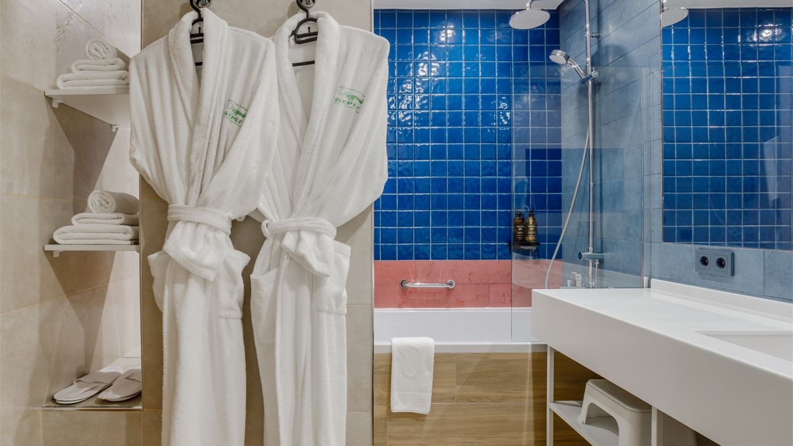 rooms-2-местный-студия-сьют