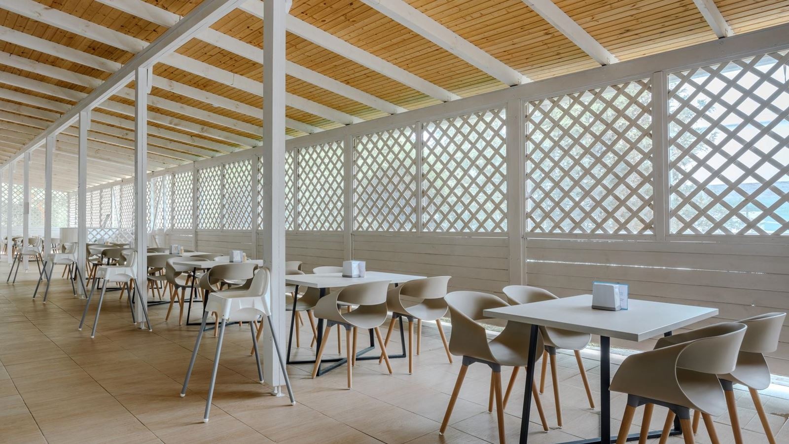 restaurants-osnovnoii-restoran