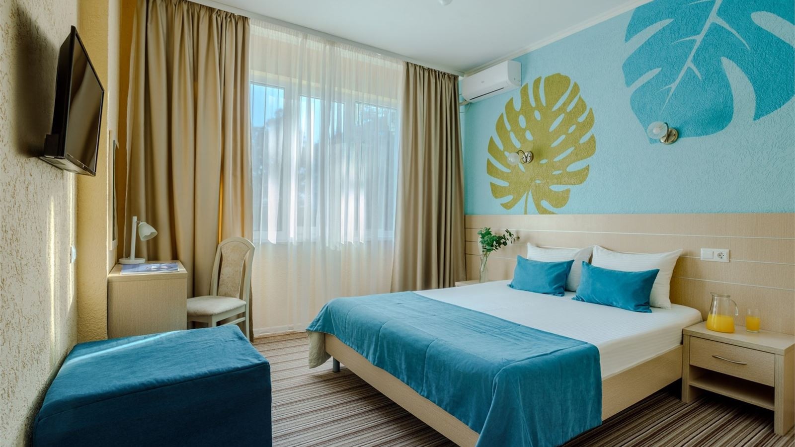 rooms-2-mestniy-2-komnat-luxe