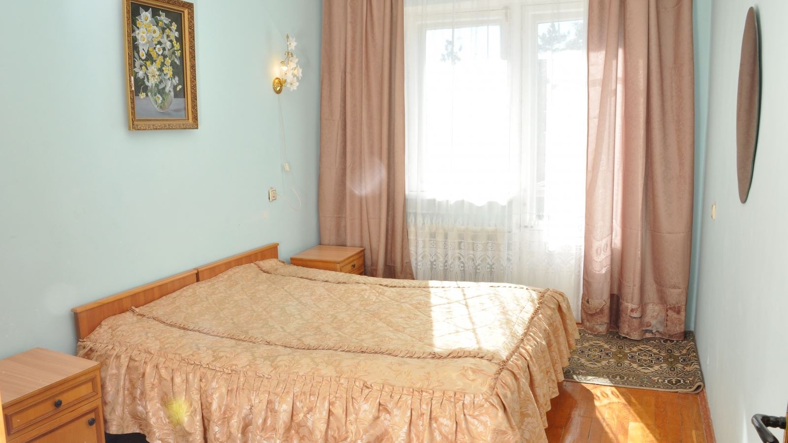 rooms-standard--with-balcon