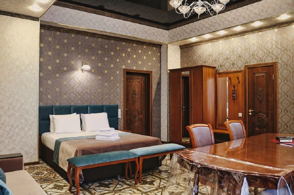 rooms-studio-apartment