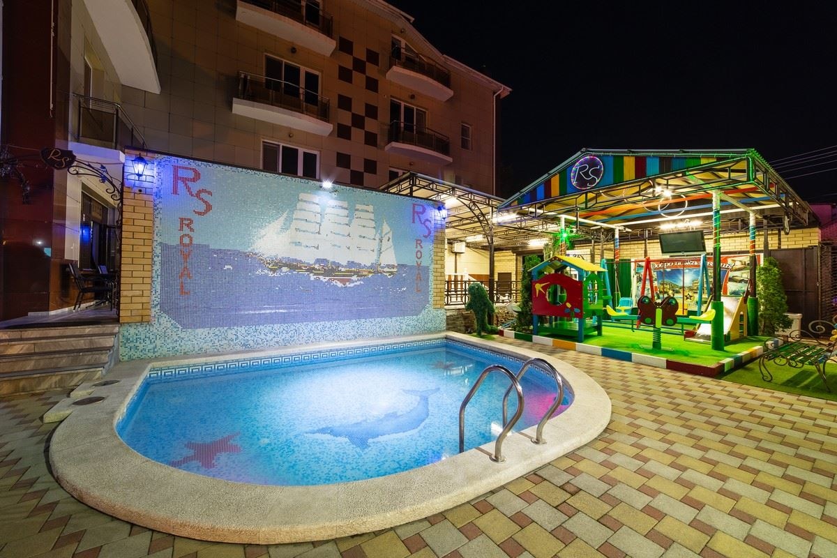 pools-outdoor--indoor-childrens-pool