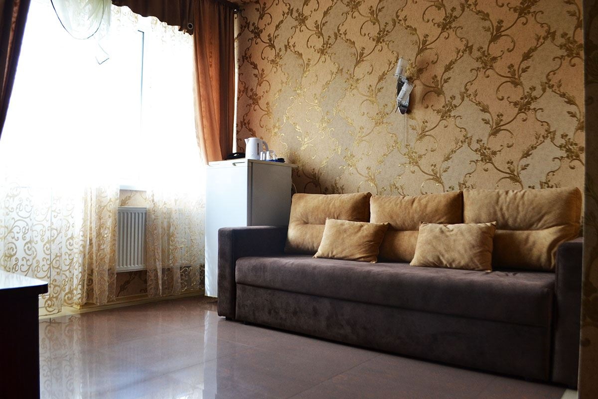 rooms-suite-double-tworoom-apartment-with-a-balcony