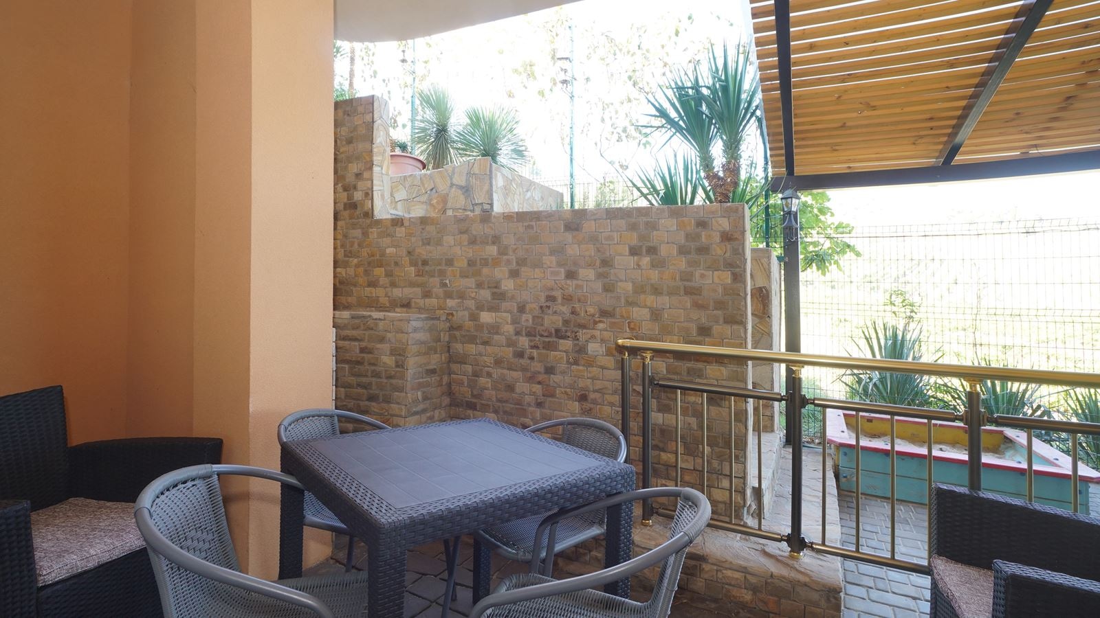 rooms-2-bedroom-standard-chalet