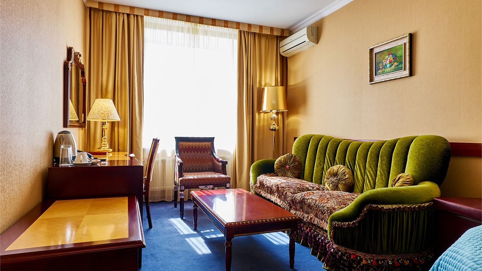 rooms-делюкс-с-кроватью-размера-king-size