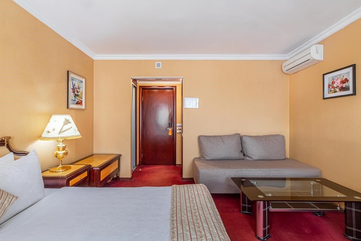 rooms-трехместный-номер-студио