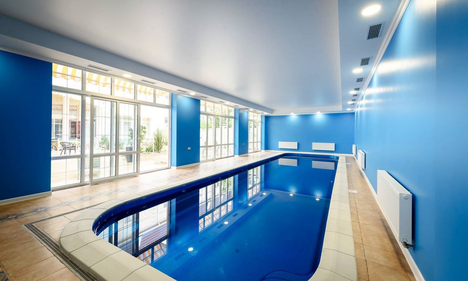 pools-indoor-pool
