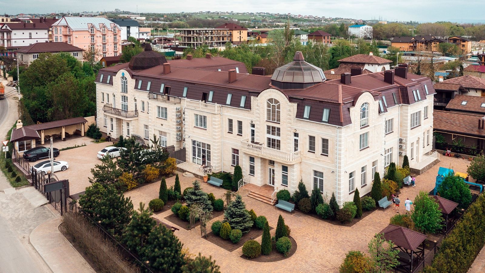 general-main-building