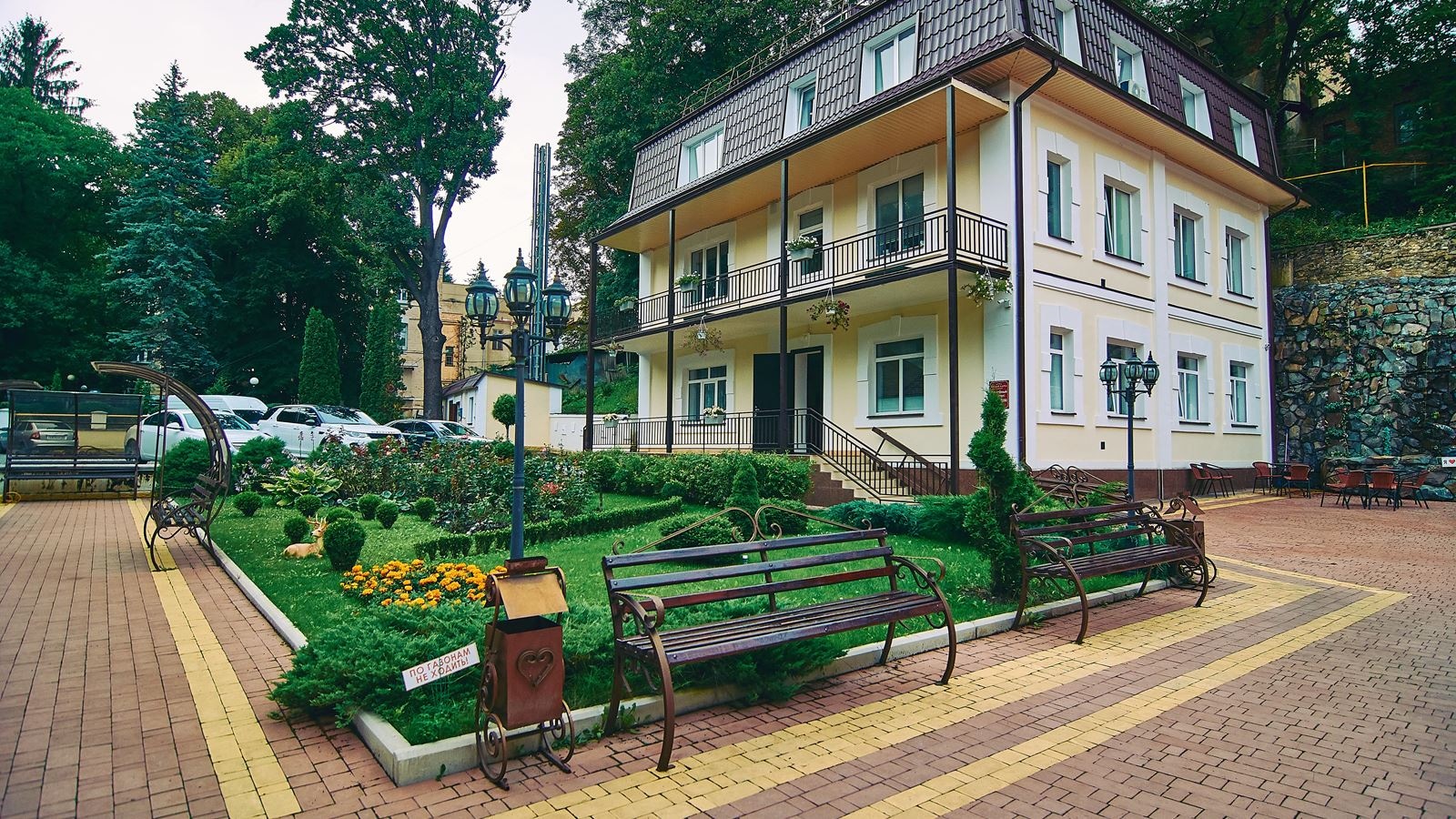 general-main-building