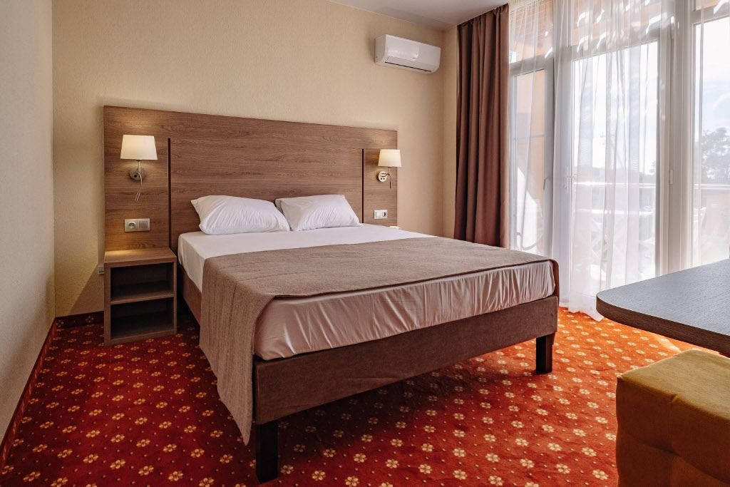 rooms-люкс-3х-ком-4х-мест-2-корпус