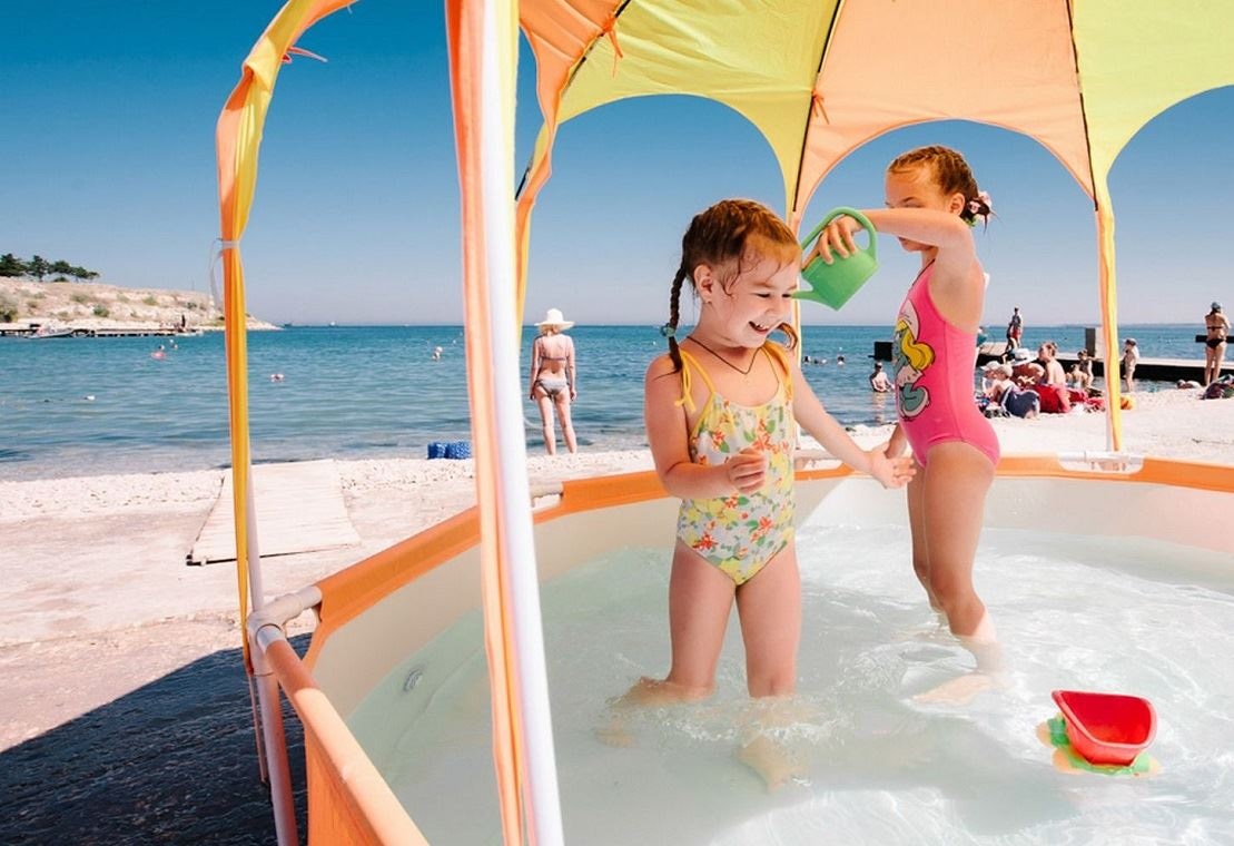 pools-outdoor--indoor-childrens-pool