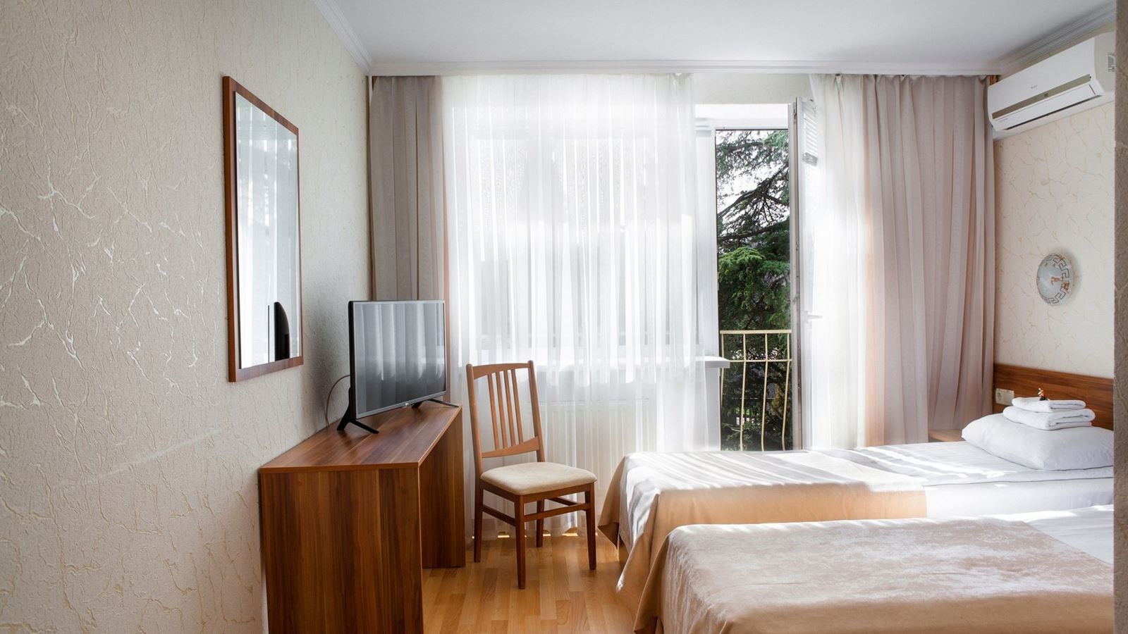 rooms-double-classic-room