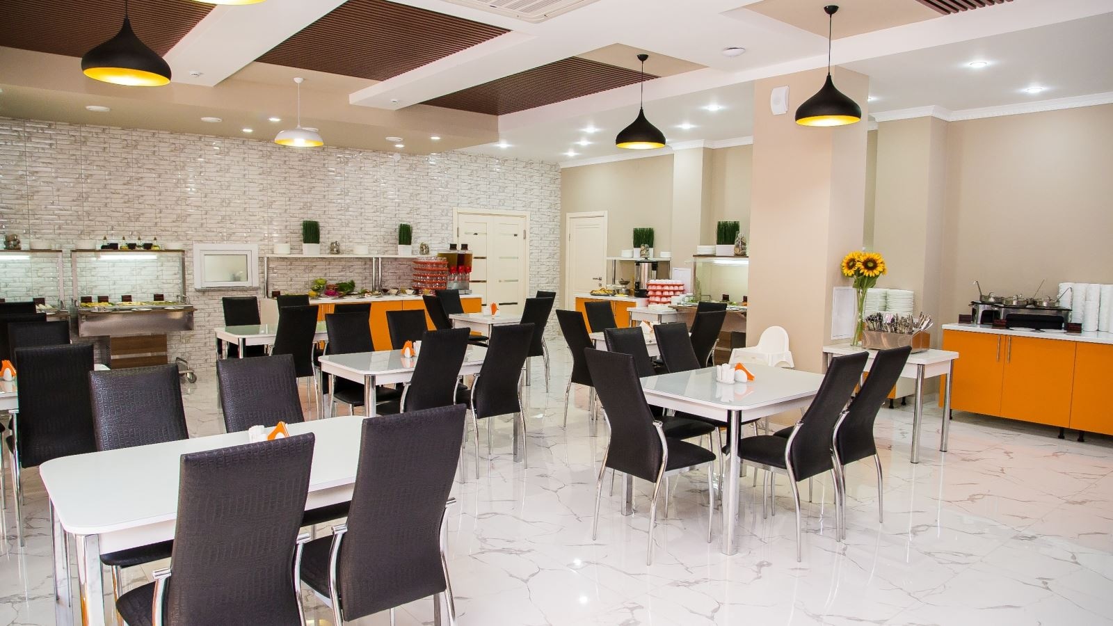 restaurants-osnovnoy-restoran