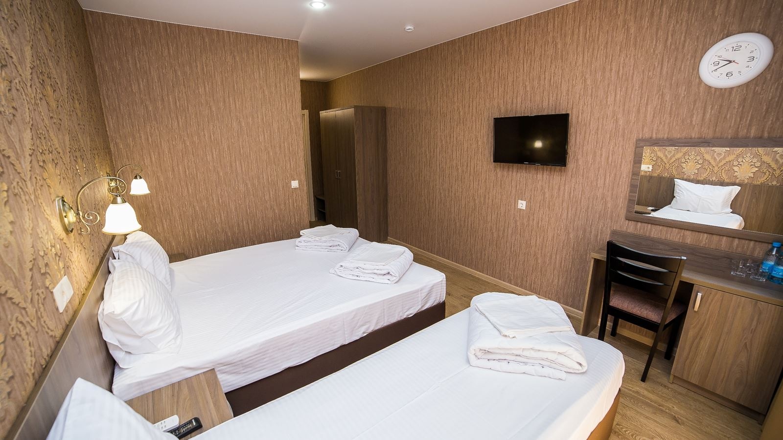 rooms-standard-triple