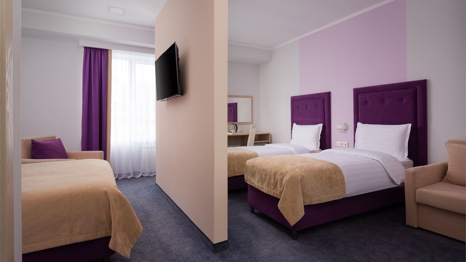 rooms-delta-family-room