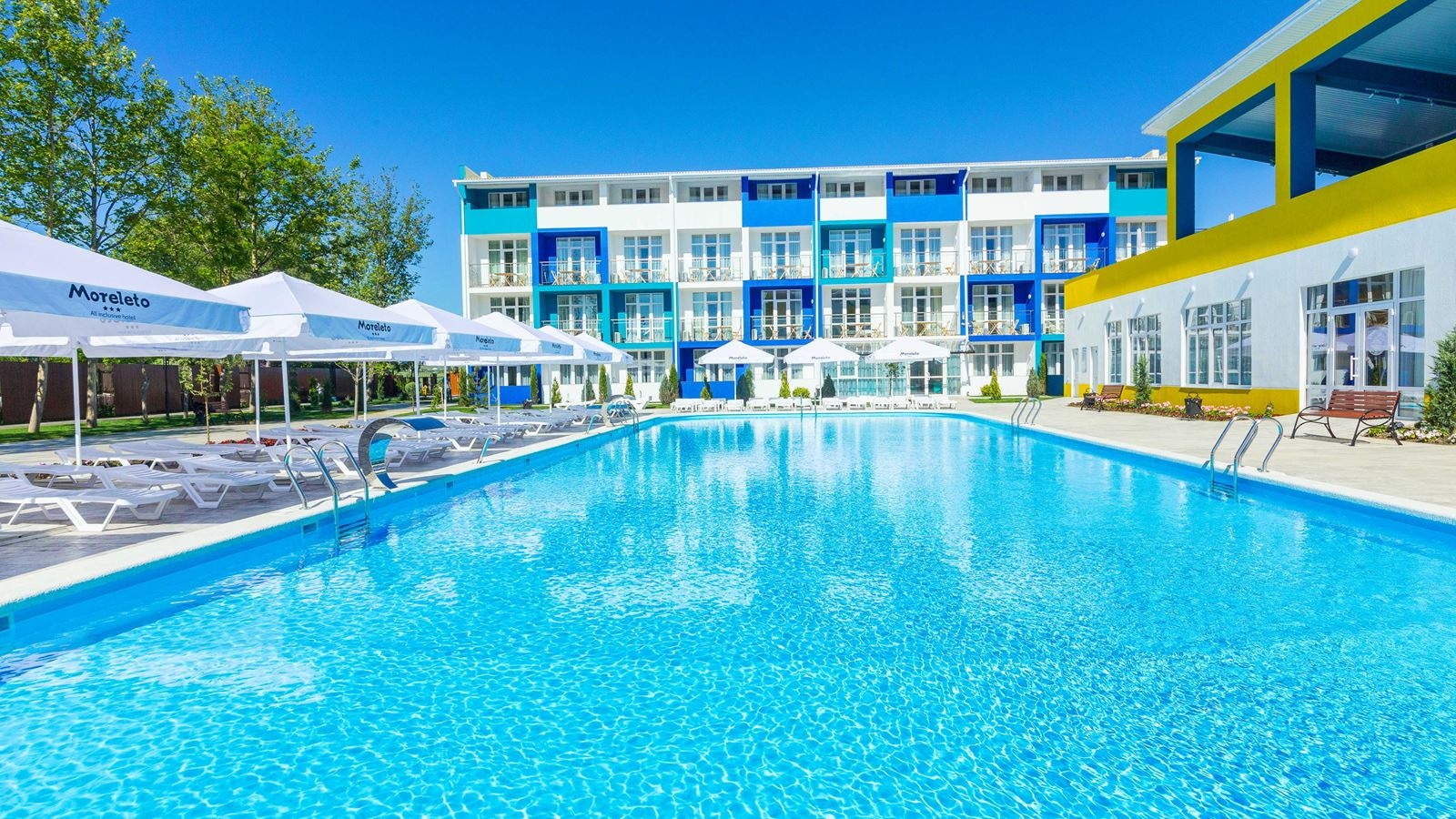 pools-outdoor-pool