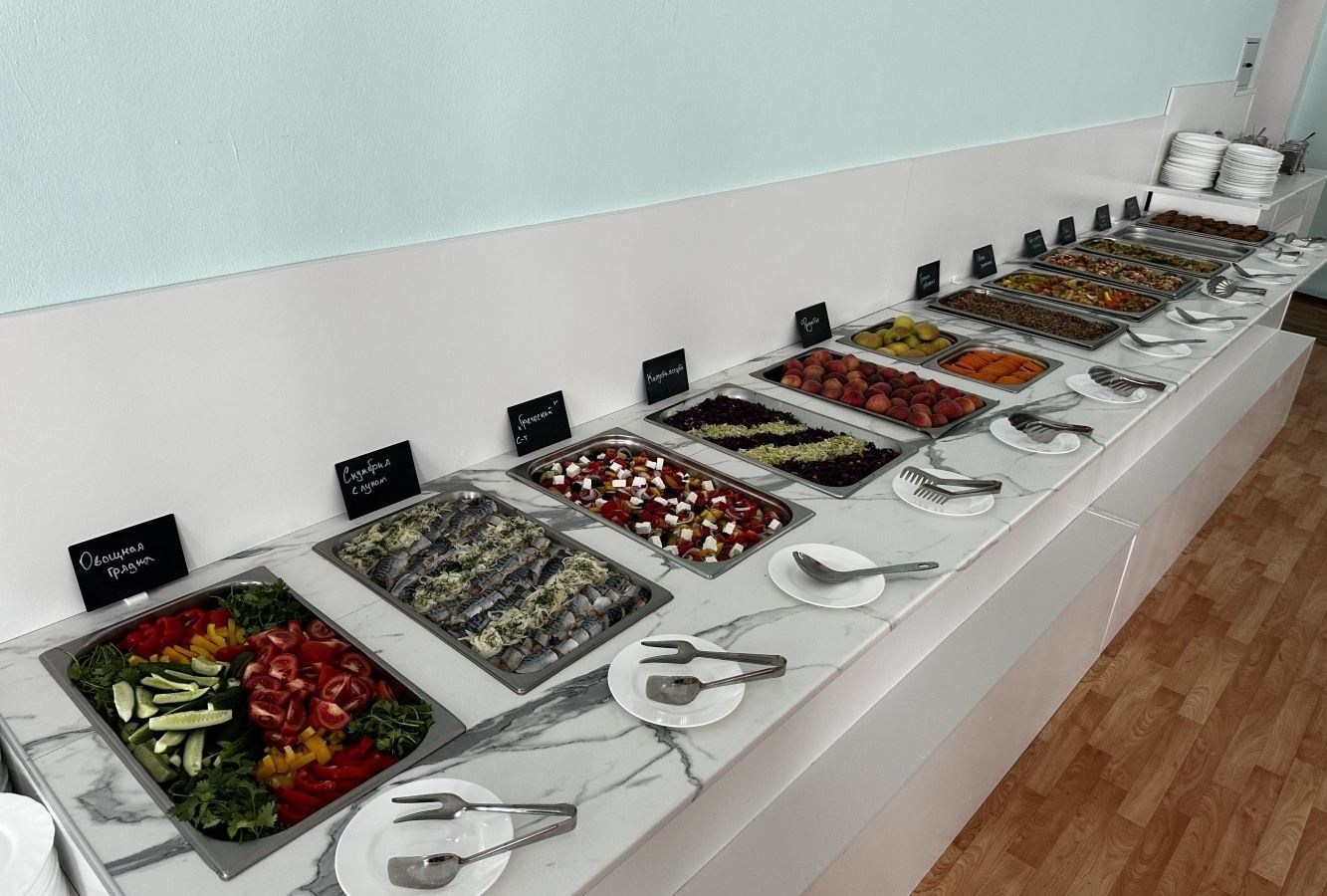 restaurants-obedenny-zal