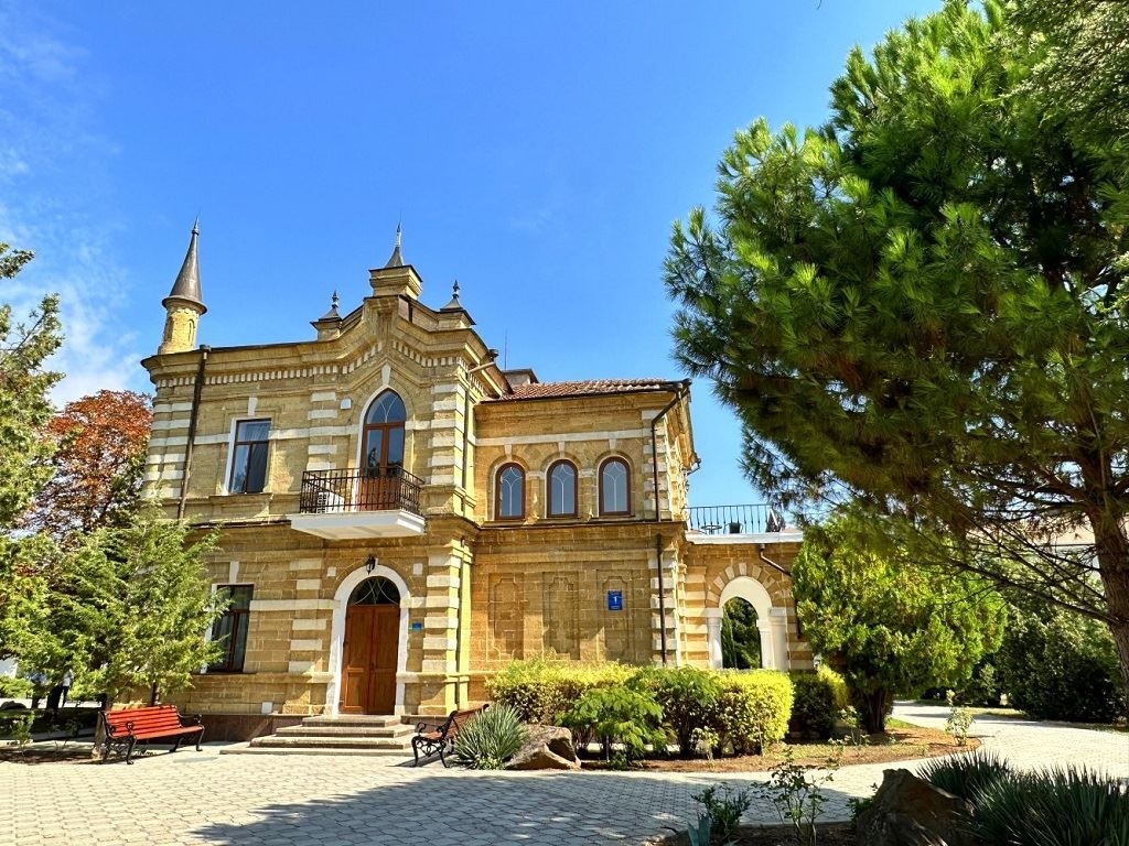 general-main-building