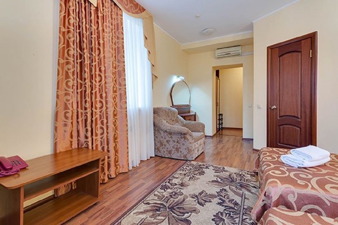 rooms-room-standard-2-rooms-typeb